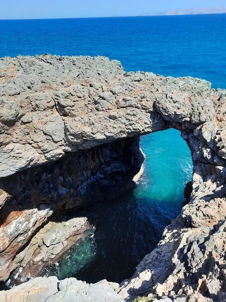 Grotte de Boufos près de Gouves, en Crète