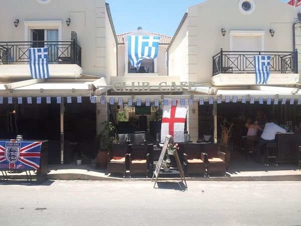Club Cafe Sports Bar à Analipsi, près de Gouves